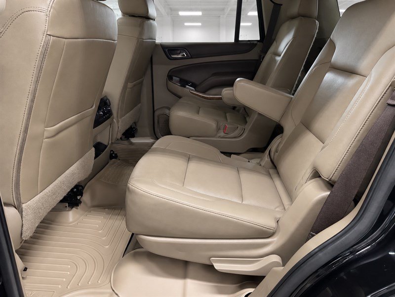 Used 2020 Chevrolet Tahoe Premier AWD/4WD image 24