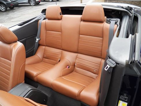 Used 2011 Ford Mustang Premium w/ 201A Rapid Spec Order Code image 19