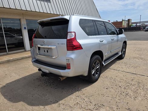 Used 2013 Lexus GX 460 w/ Comfort Plus Pkg AWD/4WD image 8