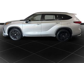 Used 2023 Toyota Highlander XSE AWD/4WD video 2