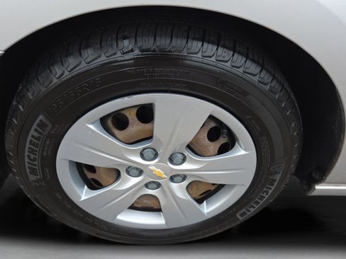 Used 2018 Chevrolet Cruze LS image 10