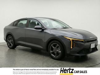 Used 2025 Kia K4 LXS video 1