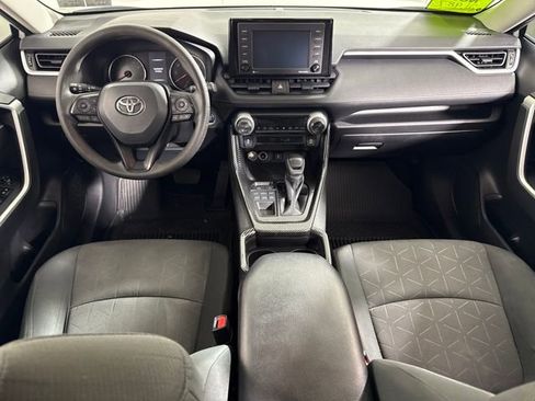 Used 2021 Toyota RAV4 XLE image 14
