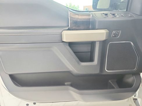 Used 2022 Ford F250 Lariat w/ Lariat Ultimate Package image 37