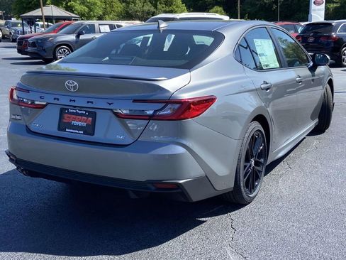 New 2026 Toyota Camry SE w/ Convenience Package FWD image 3
