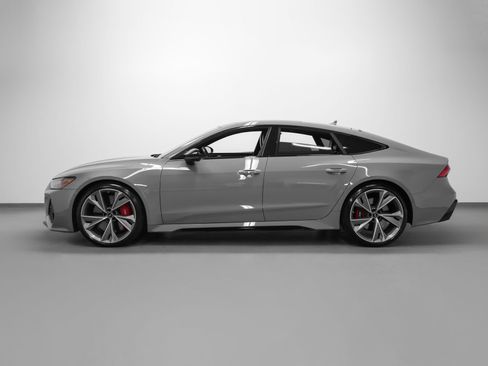 Used 2021 Audi RS 7 Sportback image 2