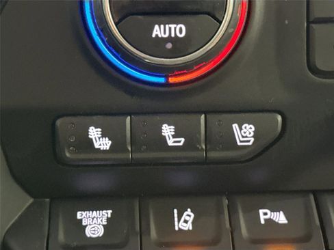 Used 2022 Chevrolet Silverado 3500 High Country w/ Safety Package II image 7