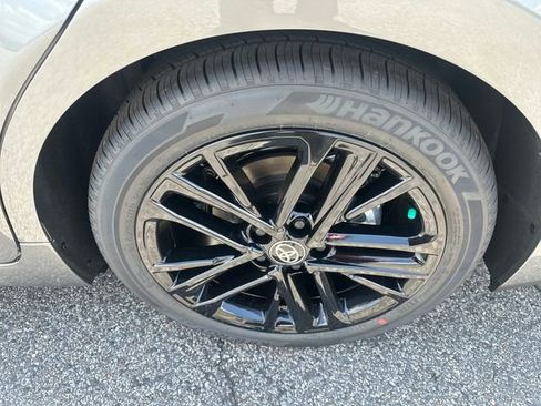 New 2026 Toyota Camry SE FWD image 9