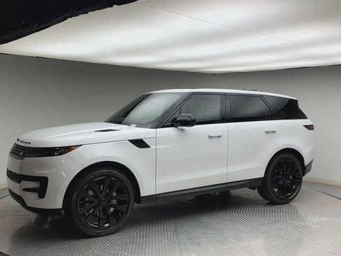 New 2026 Land Rover Range Rover Sport SE AWD/4WD image 6