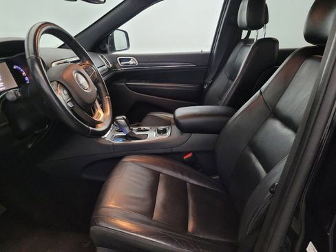 Used 2018 Jeep Grand Cherokee Limited AWD/4WD image 17