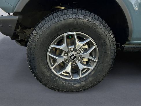 Used 2021 Ford Bronco Badlands image 12