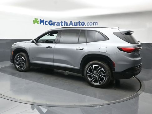 Used 2025 Buick Enclave Sport Touring w/ Power Package image 25