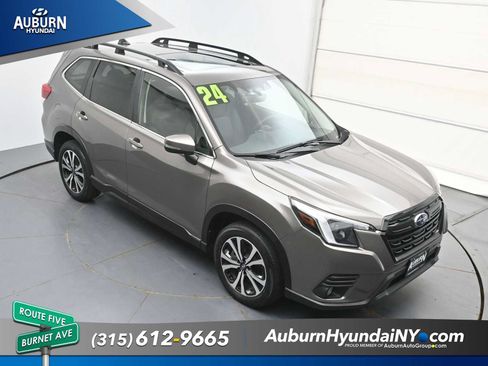 Used 2024 Subaru Forester Limited AWD/4WD image 31