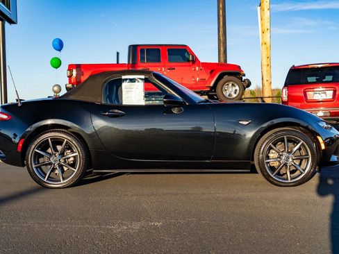 Used 2016 MAZDA MX-5 Miata Grand Touring image 7