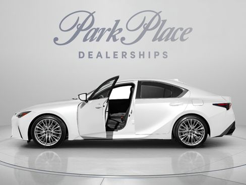 Used 2023 Lexus IS 300 w/ Comfort Package RWD image 2