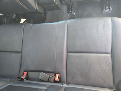 Used 2013 Mercedes-Benz GLK 350 4MATIC image 12
