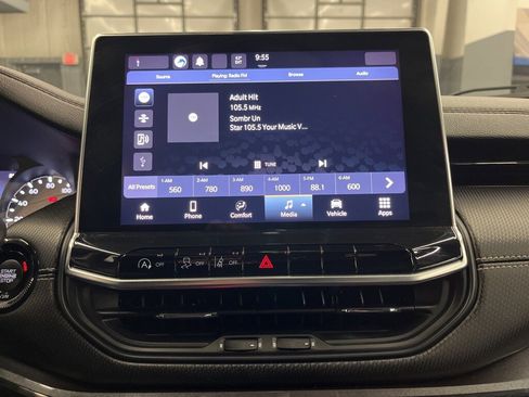 Used 2022 Jeep Compass Latitude image 21