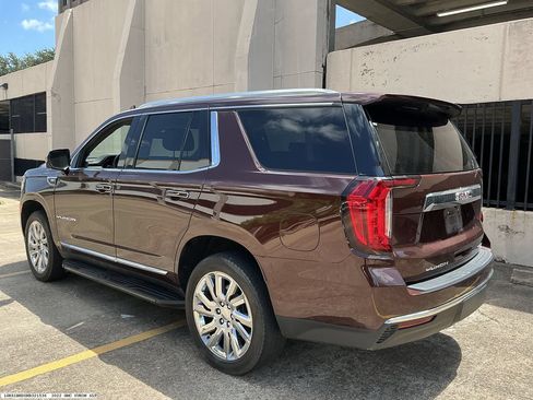 Used 2022 GMC Yukon SLT w/ SLT Premium Package RWD image 4