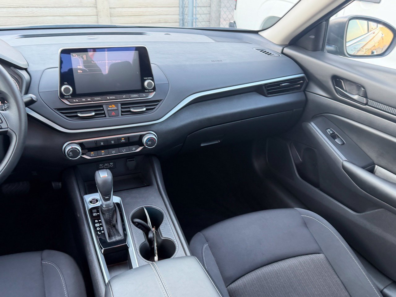 Certified 2025 Nissan Altima 2.5 S FWD image 13