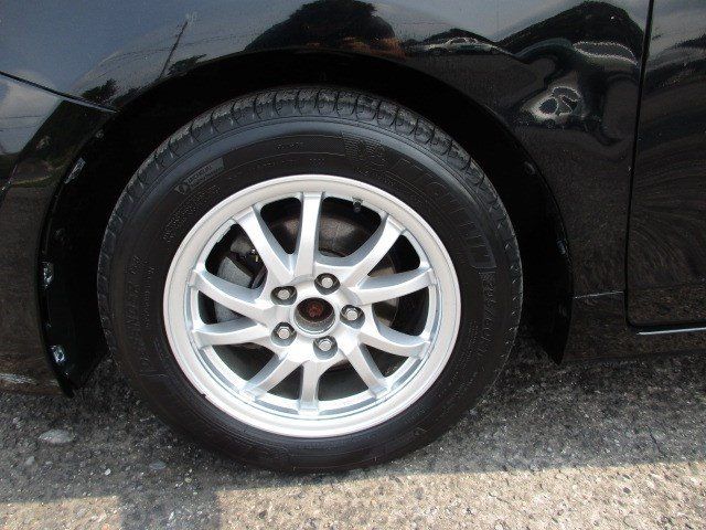 Used 2015 Toyota Prius V Four FWD image 12
