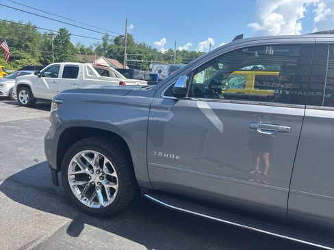 Used 2019 Chevrolet Tahoe Premier AWD/4WD image 4