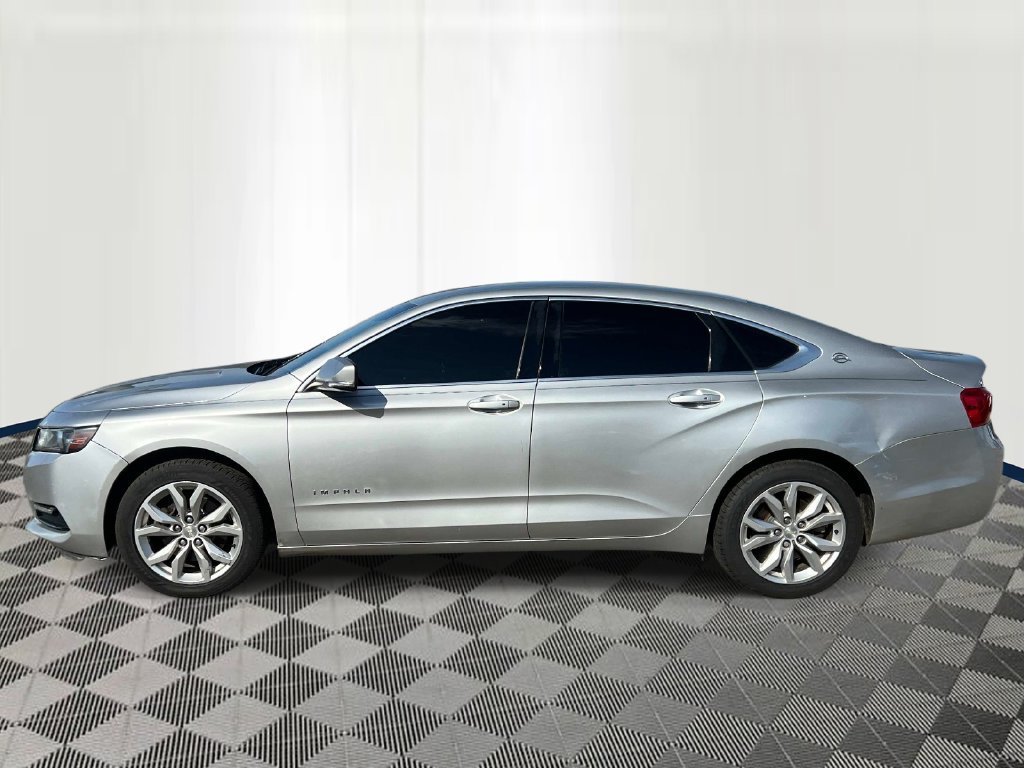 Used 2018 Chevrolet Impala LT w/ LT Convenience Package FWD image 2