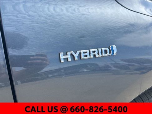 Used 2021 Toyota Venza Limited image 4