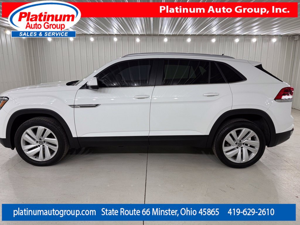 Used 2021 Volkswagen Atlas Cross Sport SE AWD/4WD image 2