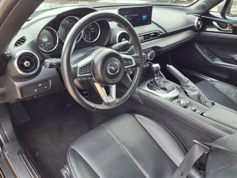 Used 2025 MAZDA MX-5 Miata RF Grand Touring image 21