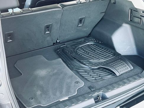 Used 2021 GMC Terrain SLT w/ Infotainment Package II image 18