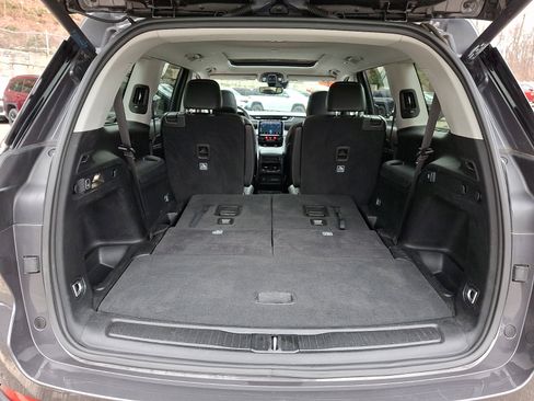 Certified 2023 Jeep Grand Cherokee L Limited AWD/4WD image 29
