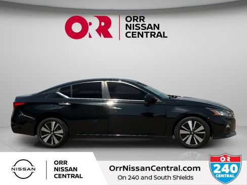 Used 2022 Nissan Altima 2.5 SV FWD image 4