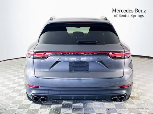 Used 2019 Porsche Cayenne S AWD/4WD image 6