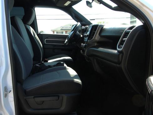 Used 2021 RAM 2500 Big Horn AWD/4WD image 10
