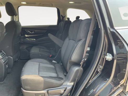 Used 2024 Subaru Ascent Premium w/ Convenience Package AWD/4WD image 13