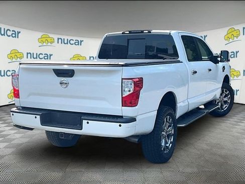 Used 2019 Nissan Titan SV w/ SV Convenience Package AWD/4WD image 13
