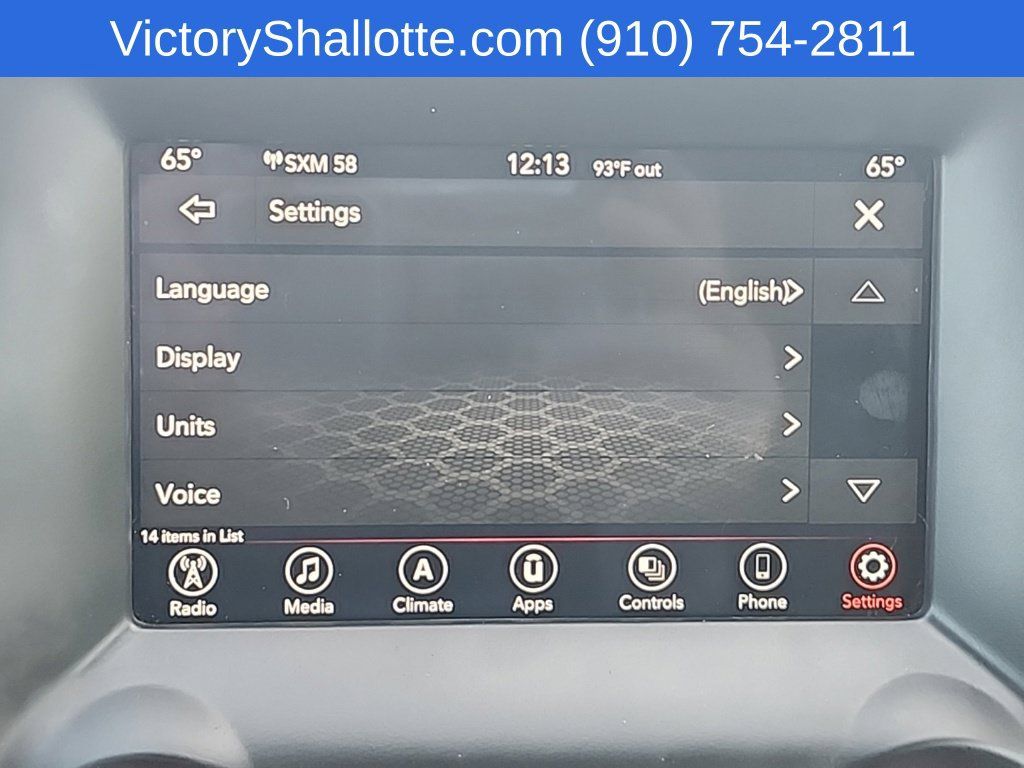 Used 2020 Dodge Durango SXT RWD image 34