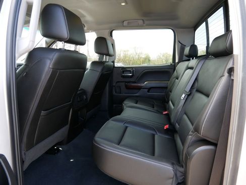 Used 2018 GMC Sierra 1500 SLT AWD/4WD image 16