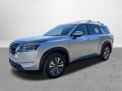 New 2025 Nissan Pathfinder SL image 7