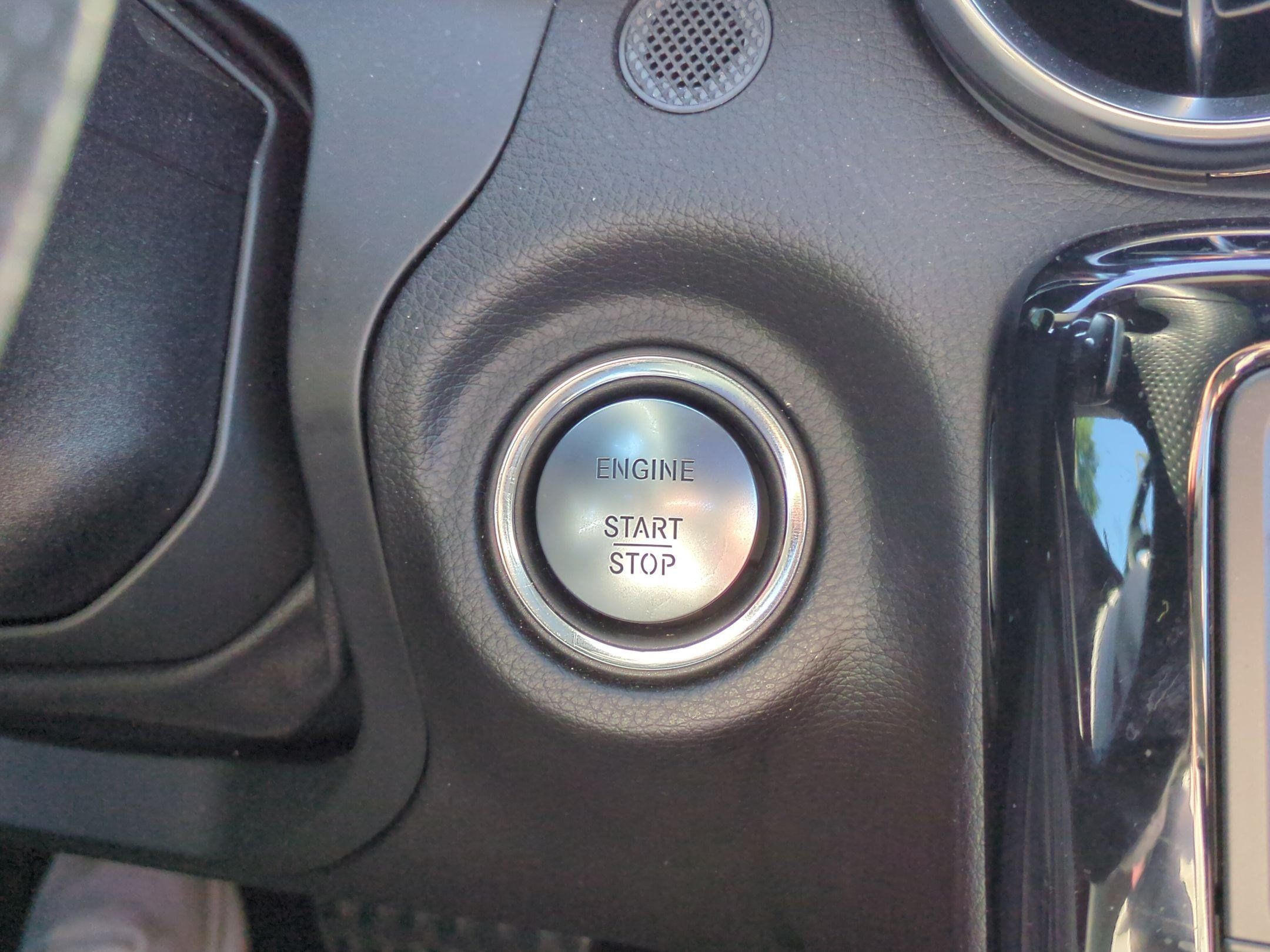 Used 2018 Mercedes-Benz SLC 300 image 28