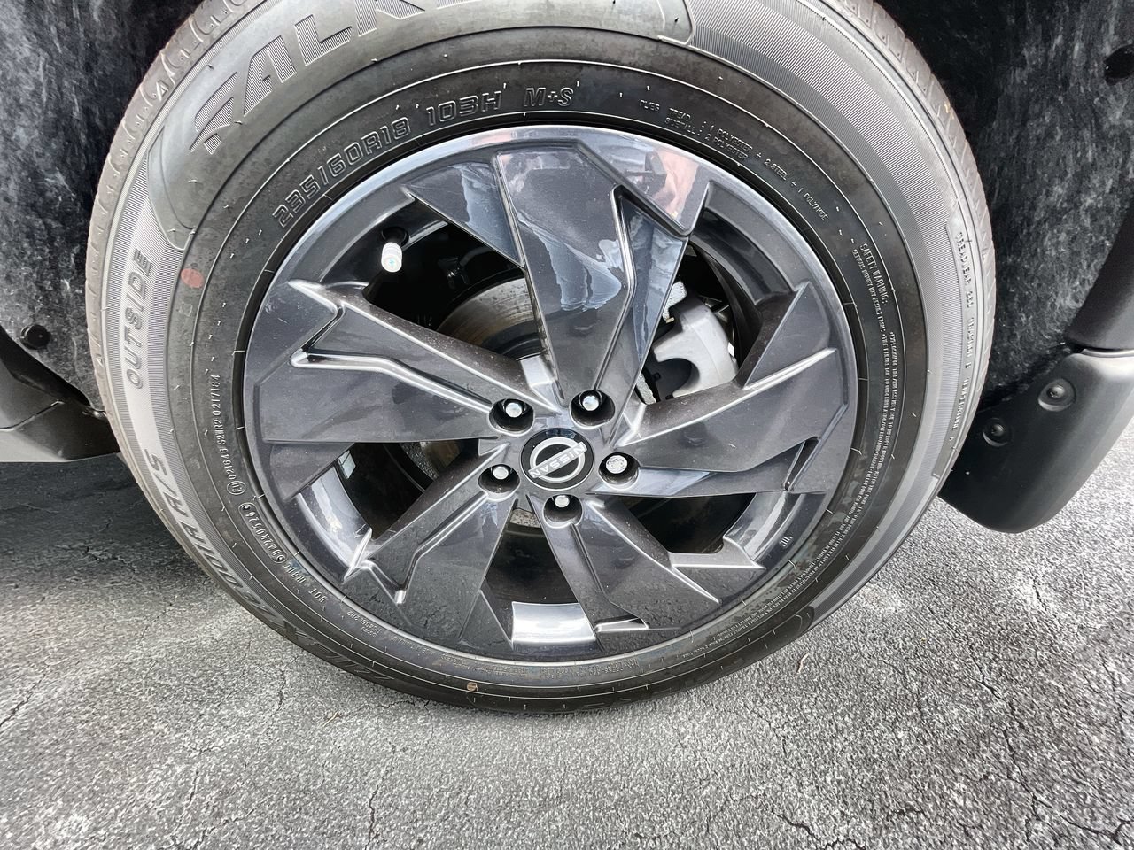 Used 2026 Nissan Rogue SV FWD image 31
