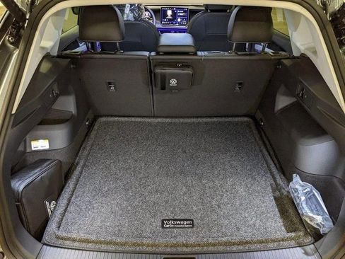 New 2026 Volkswagen Tiguan SE AWD/4WD image 26