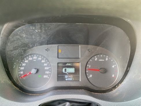 Used 2019 Mercedes-Benz Sprinter 144 Cargo image 16