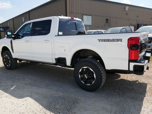 New 2026 Ford F250 Platinum w/ Tremor Off-Road Package image 6