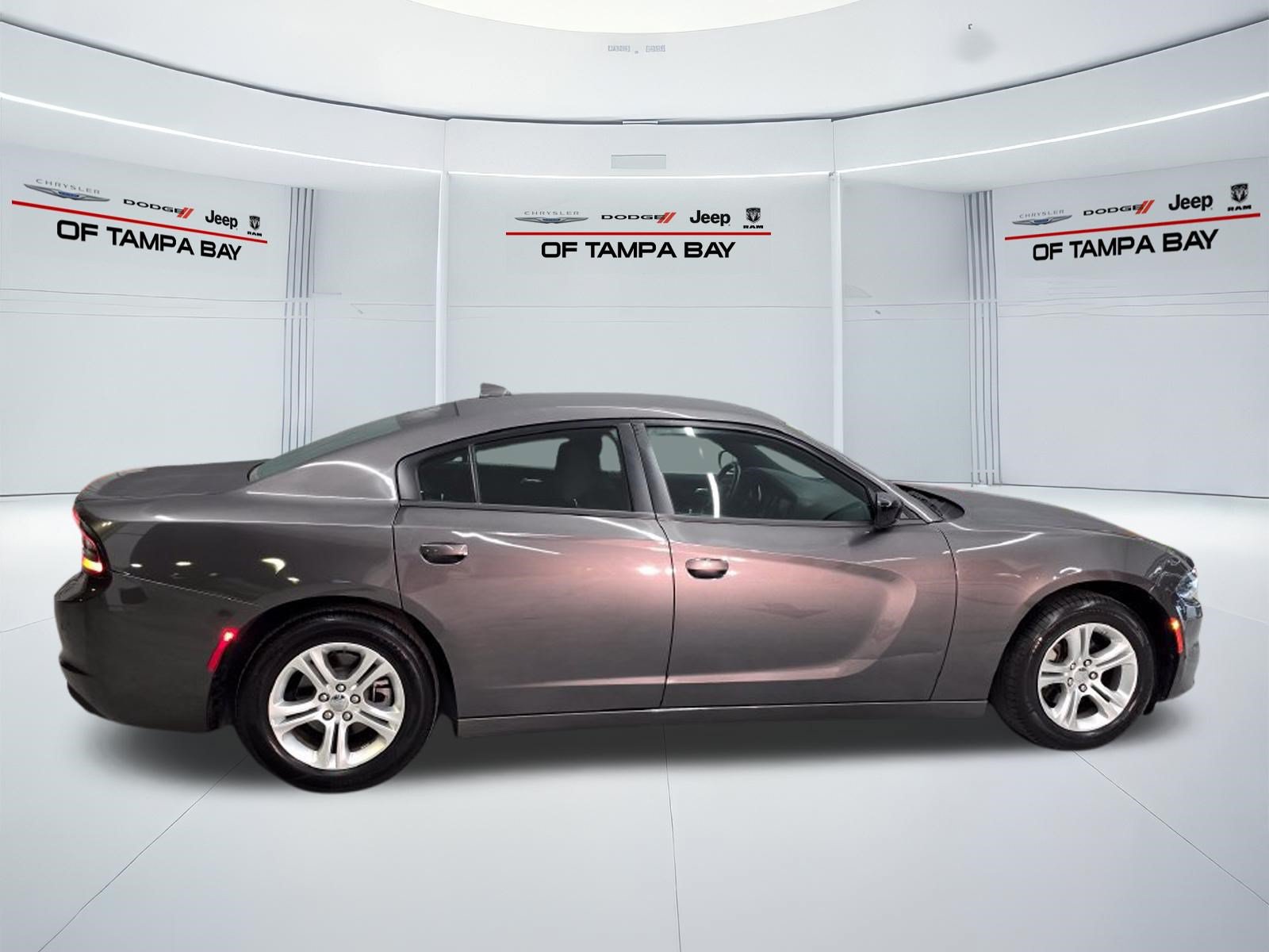 Used 2023 Dodge Charger SXT RWD image 7