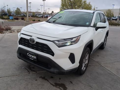 Used 2023 Toyota RAV4 XLE image 3