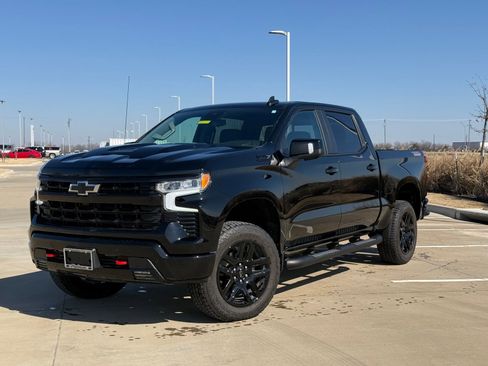 Used 2026 Chevrolet Silverado 1500 LT Trail Boss w/ Safety Package image 3