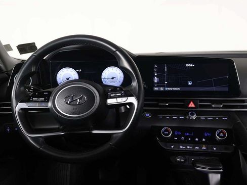 Certified 2023 Hyundai Elantra SEL w/ Convenience Package FWD image 28