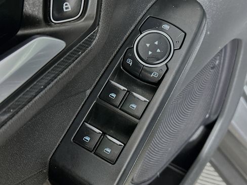 Used 2023 Ford Escape ST-Line image 17