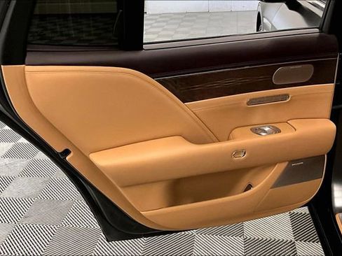 Used 2024 Genesis G90 3.5T image 23